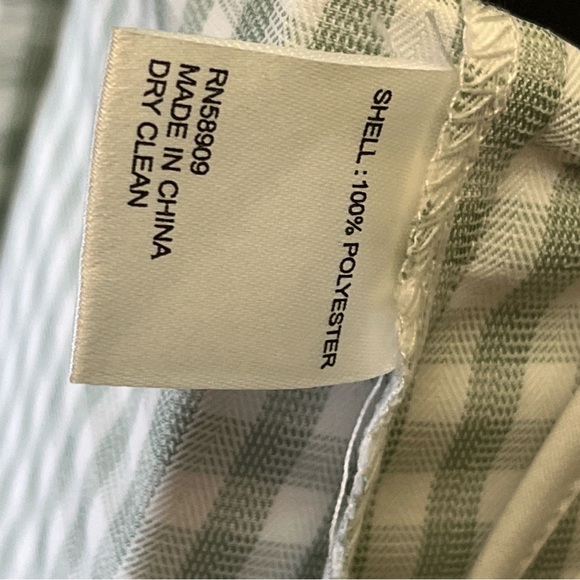 Gianni Bini Gingham Puff Sleeve Blouse - Picture 5 of 8